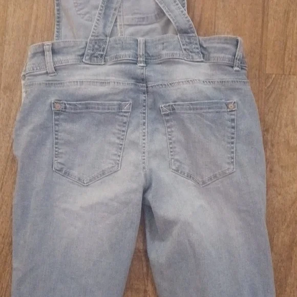 Wallflower blue Jean overalls size small - Picture 9 of 9